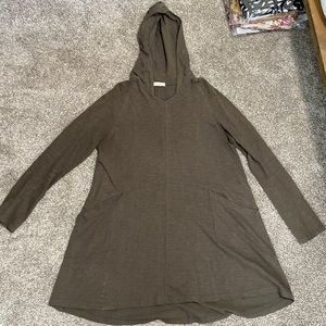 Large dark green/olive tunic with hood and pockets